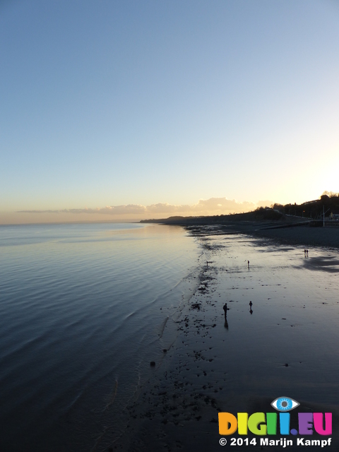 FZ010871 Sunset on Penarth beach